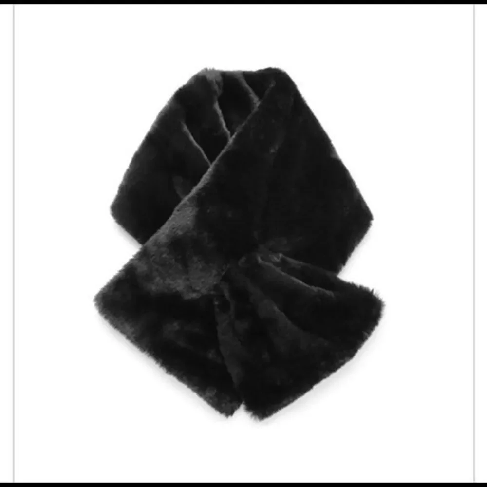 Scarf, Faux Fur Cross Over Scarf